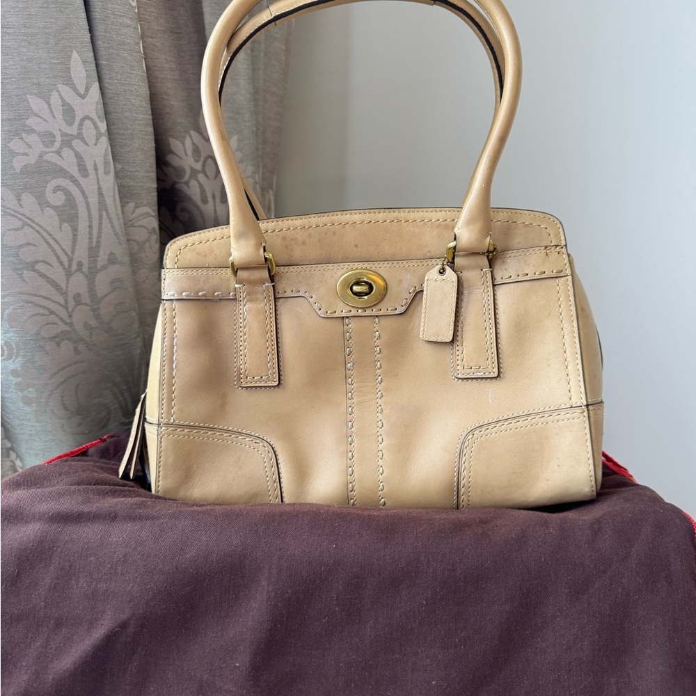 Coach vintage Classic Beige Leather Satchel Handbag
